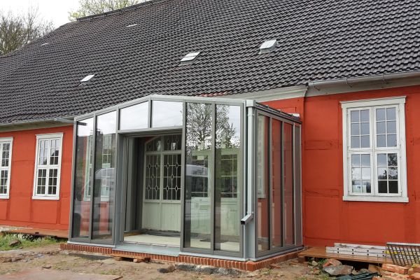 Konstruktionen aus Glas